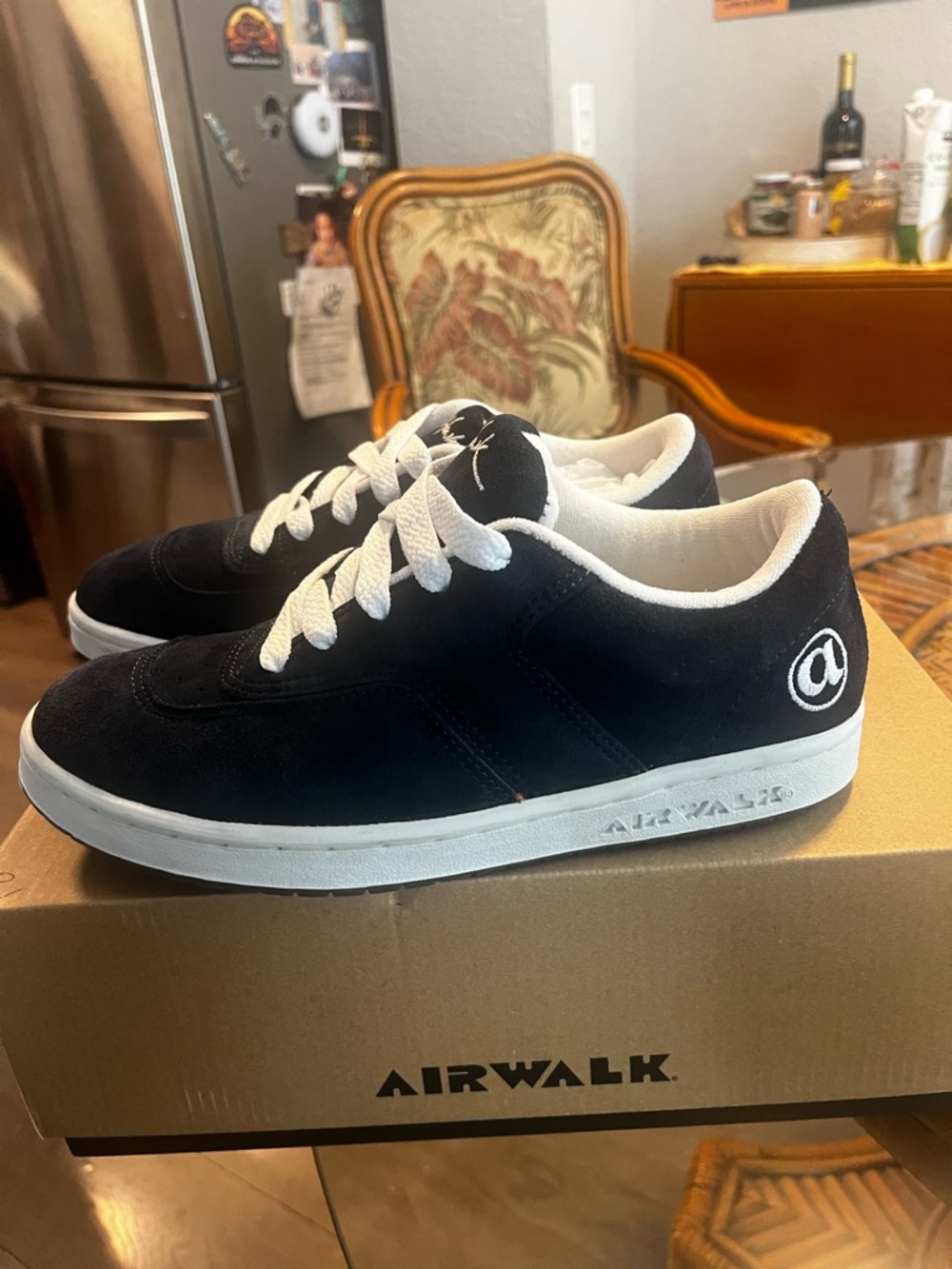 Airwalk Black and White Low-Top Sneakers tony hawk vintage grunge skate
